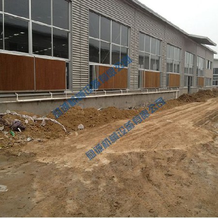 鋼構(gòu)車(chē)間負(fù)壓式水簾降溫機(jī)組2